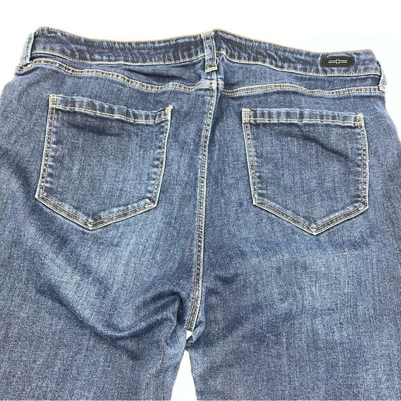 Liverpool Jean Company The Crop Dark Wash High Rise Boyfriend Cut Jeans Sz 16/33 - Picture 3 of 13